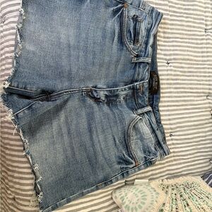Casual Light Blue Denim Shorts